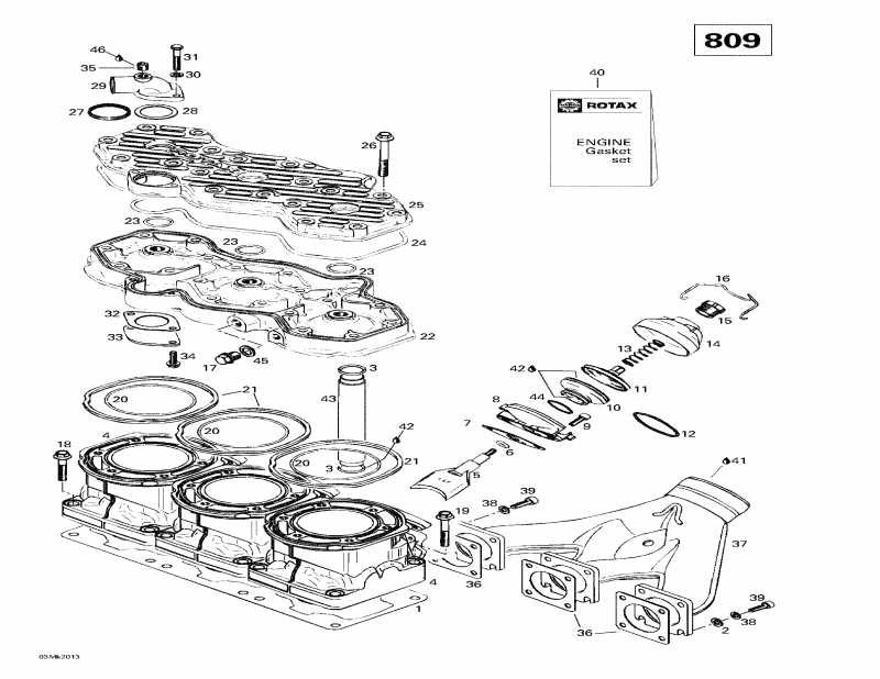  BRP SkiDoo Formula III 800, 2000  - Cylinder, Exhaust Manifold 2