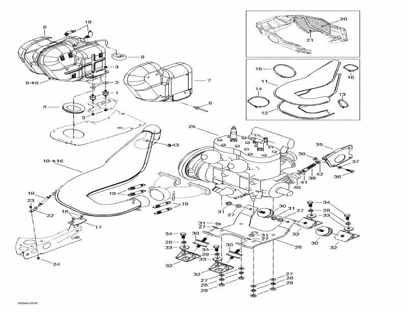Ski-doo  MX Z 700 SB Millennium Edition, 2000 - Engine Support And Muffler