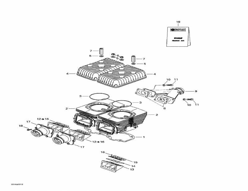 �������� Skidoo ����������� Summit 550 F, 2003 - Cylinder, Exhaust Manifold
